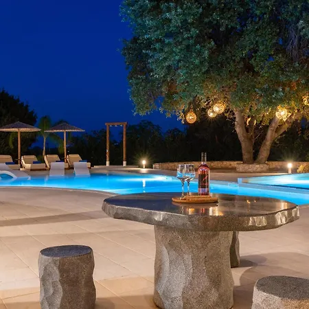 Hamilton Grand Villa
